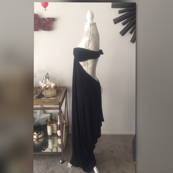 🔥 BCBGMaxazria Draped Cutout Gown 🔥 - Picture 4 of 4